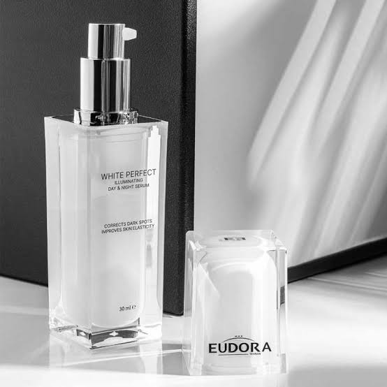 سرم روشن کننده ایلومینتینگ ادورا مکس