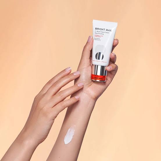 کرم دست و ناخن برایت مکس